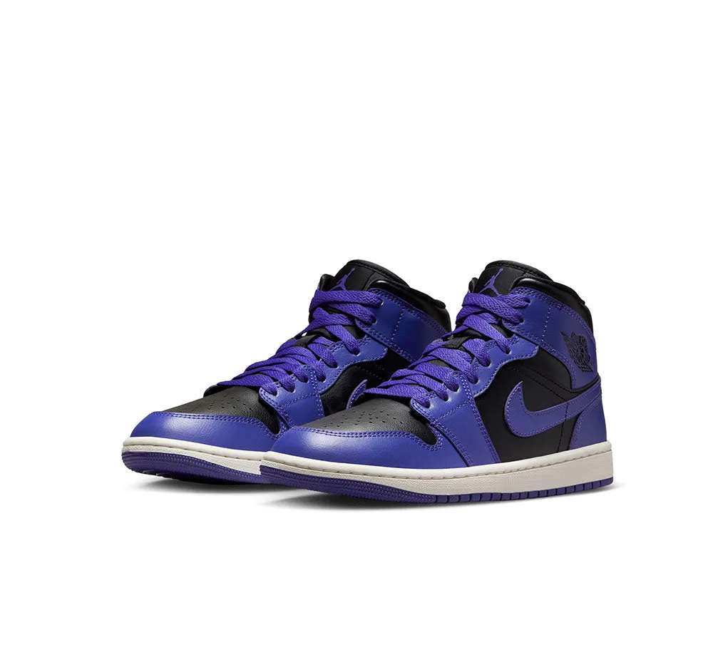 Lace Up Closure System Smooth   finish W AIR JORDAN 1 MID