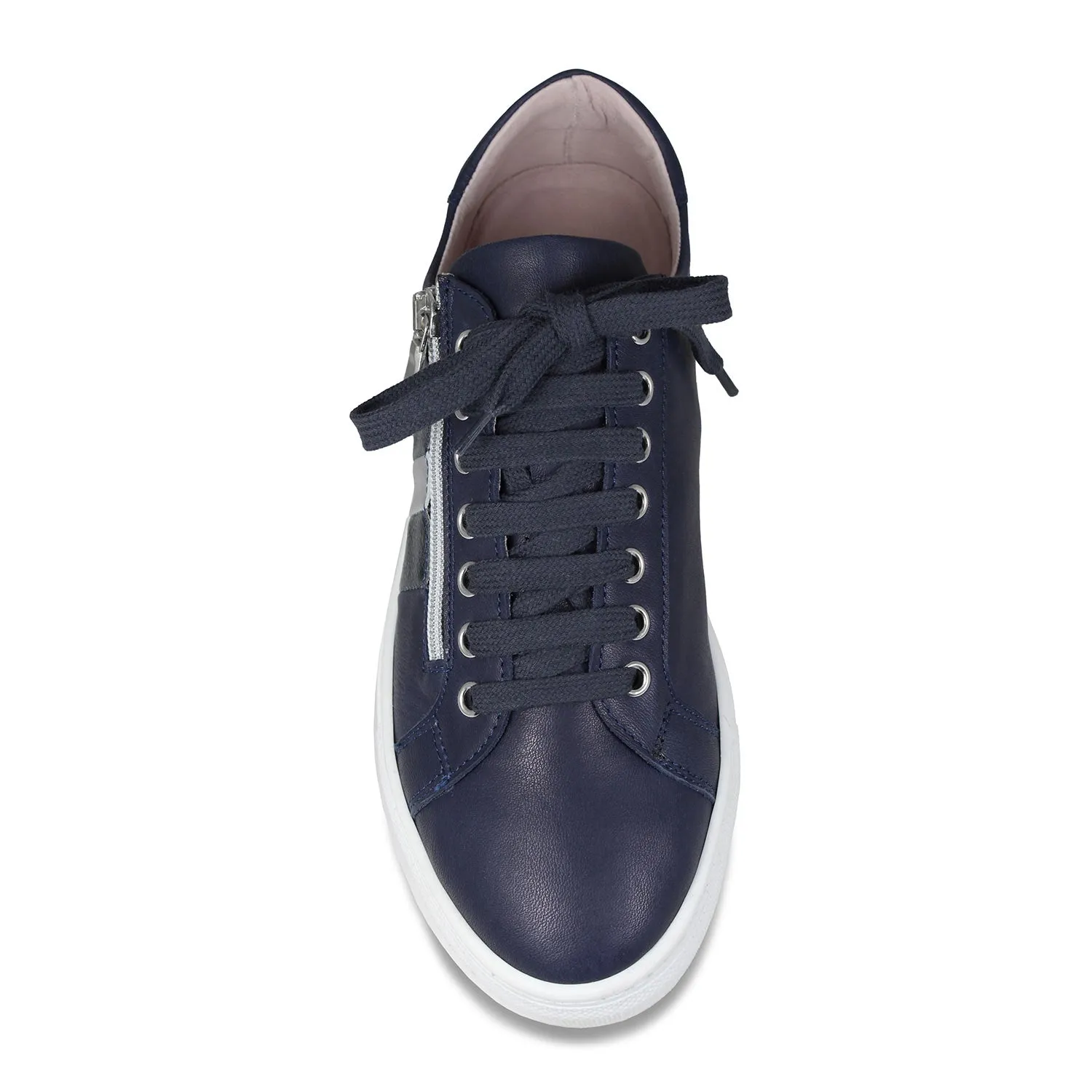 Sprint: Navy Leather & Silver Travel Daily