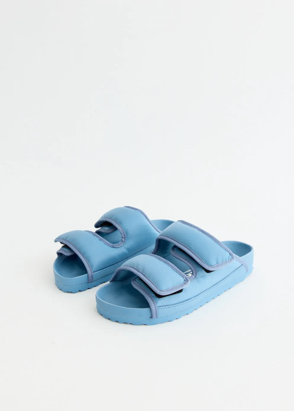 Cosy Nylon 1774 Narrow Sandals Roomy Feel Effortless Move