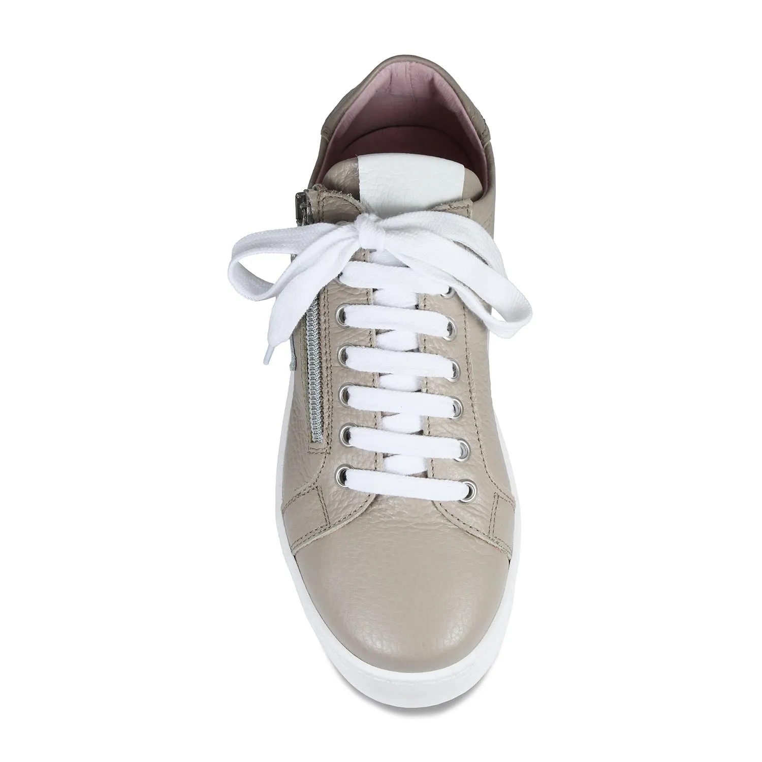 Star: Pale Taupe Leather Urban Pulse