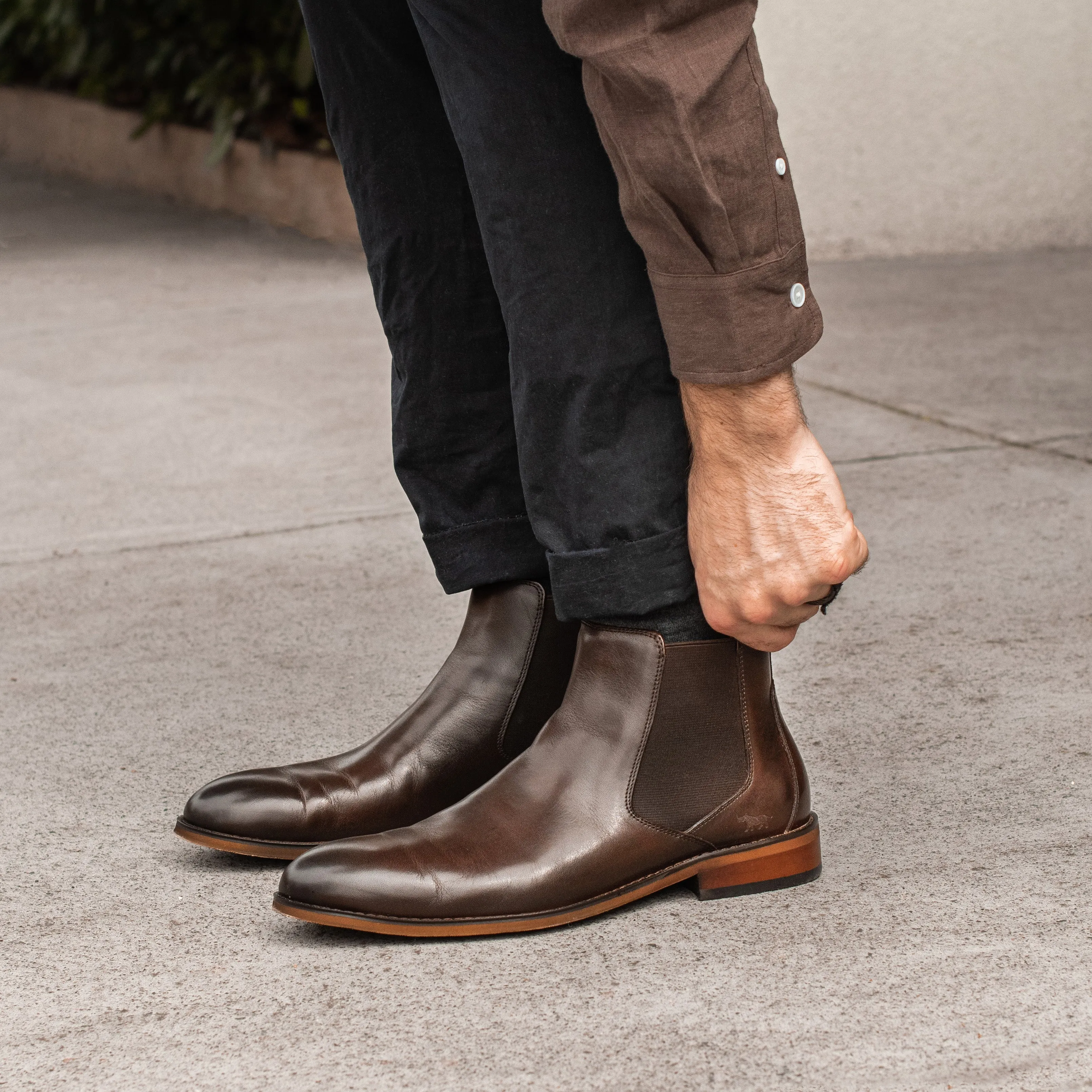 Noah Chelsea Boots Dark Brown Toe Protection Comfort Grip