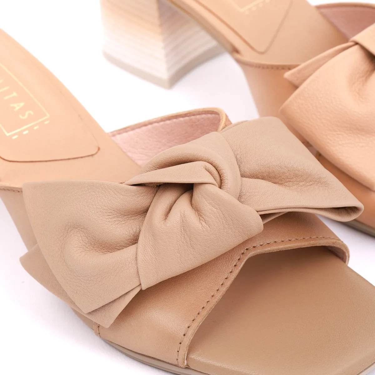 SAVINA Camel Comfortable Outdoor Sandals