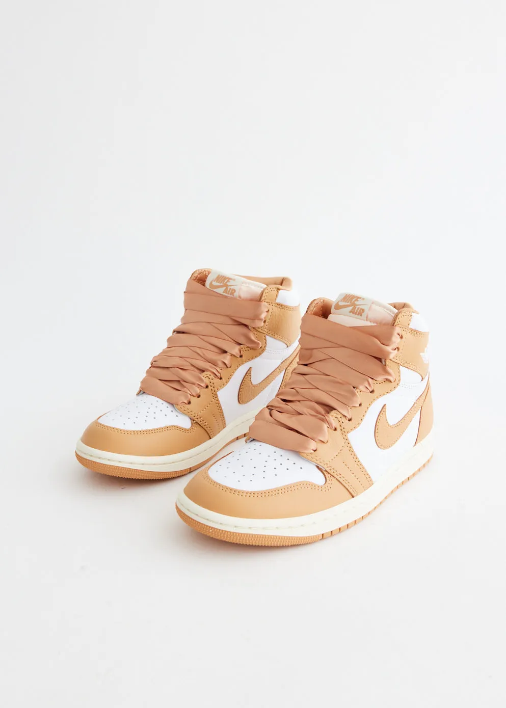 Day Tripper Stable base Women's Air Jordan 1 Retro High OG 'Praline' Sneakers