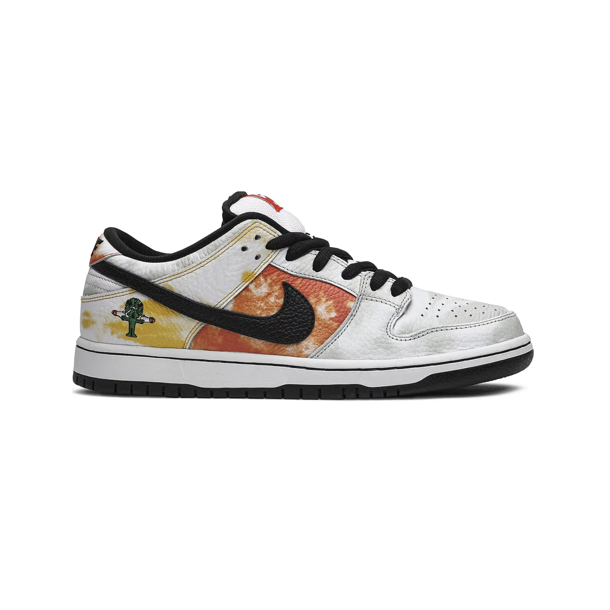 Layered sole SB Dunk Low 'Raygun Tie-Dye White' (2021)