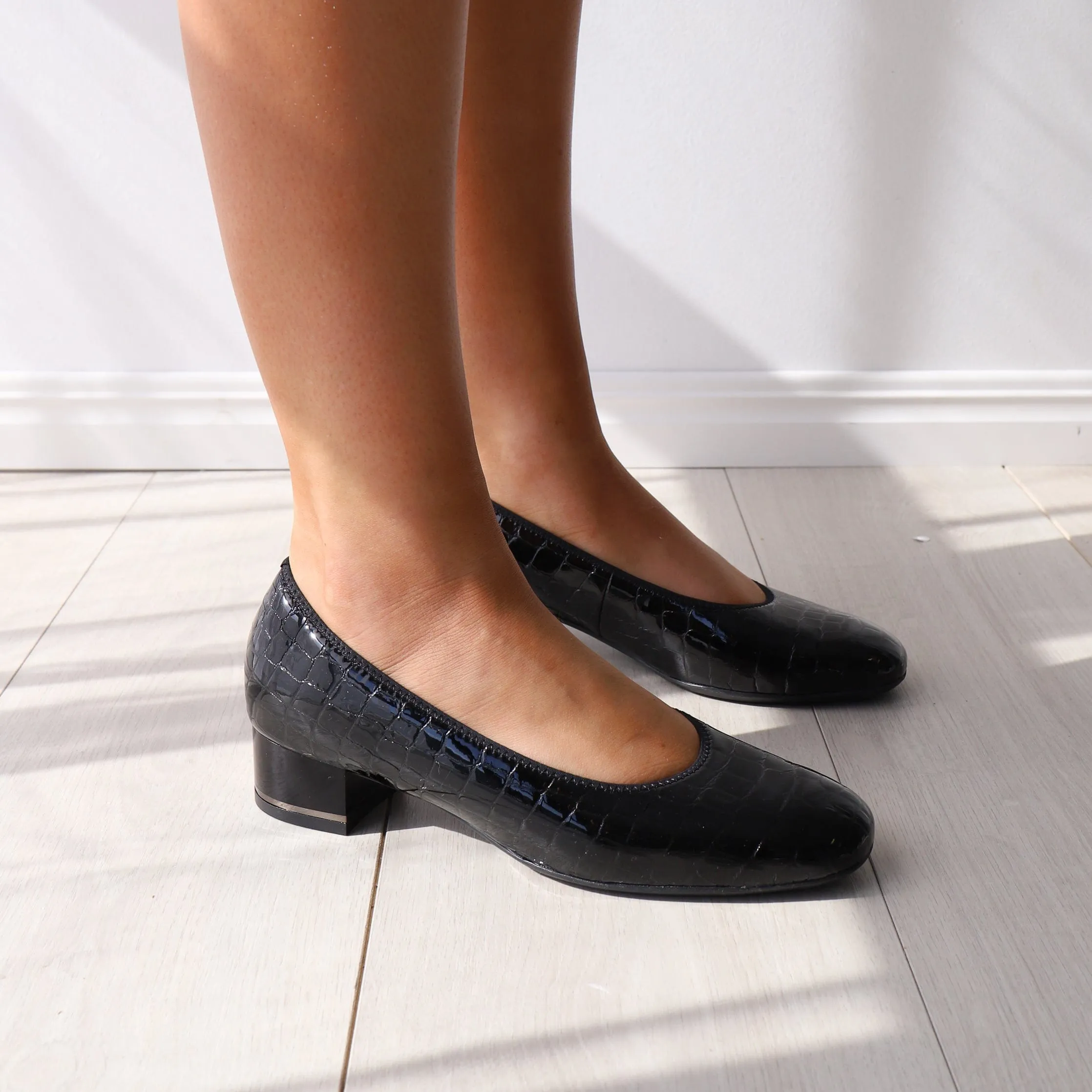 Mesh Lining 11838 Black Croc Patent