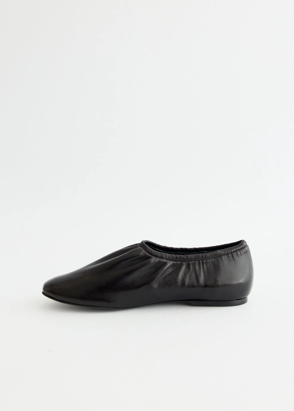 Teen Trend Swan Slip Ons