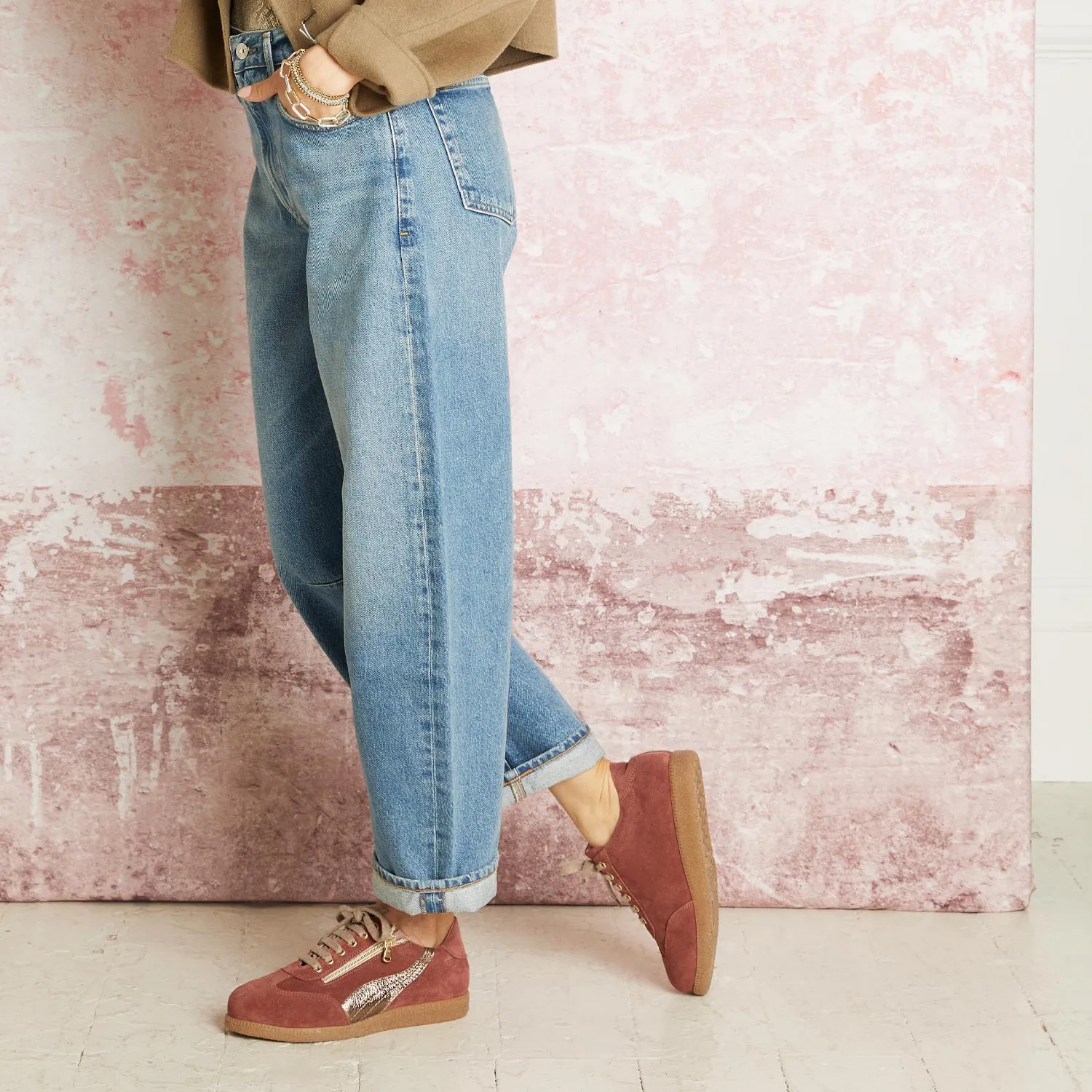 Every Step Swirl: Rose Suede