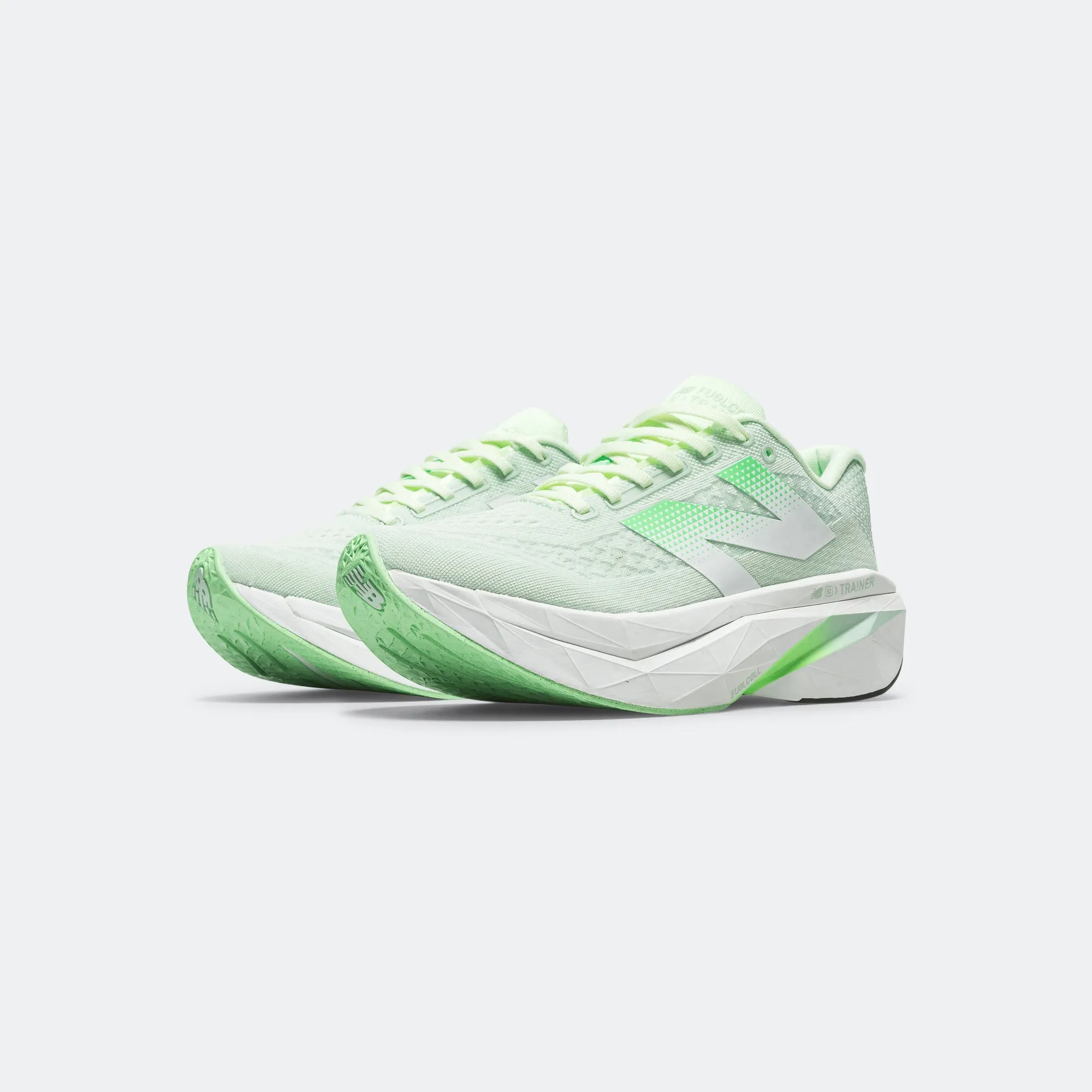 Womens FuelCell SuperComp Trainer v3 - Melon Water/Clay Ash-White Mesh Flow Fashionable Fit