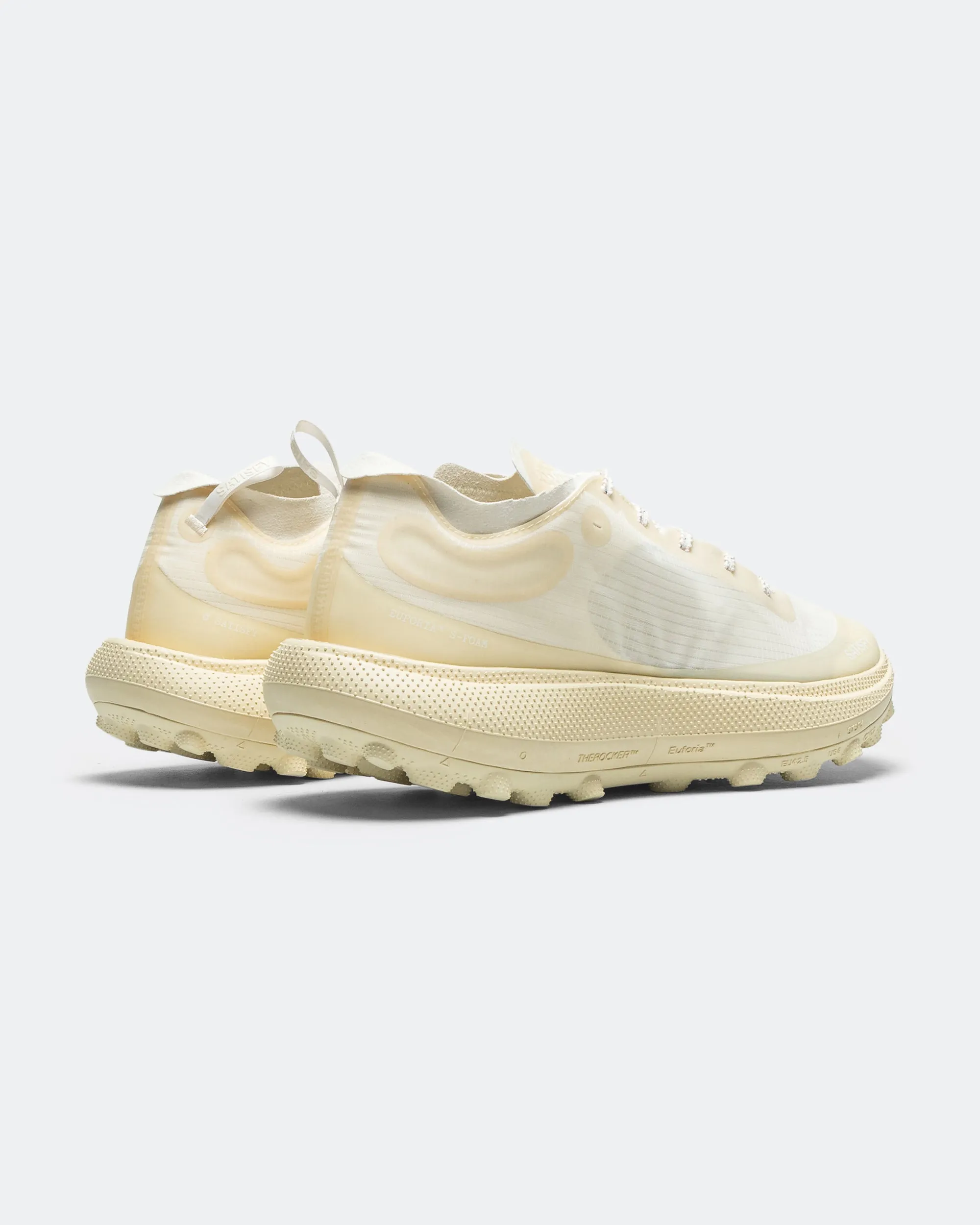 Contoured Footbed Shape Textured Grip Pattern TheROCKER - Antique White