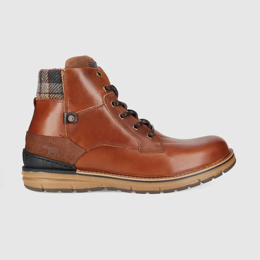 Everyday Comfort Alpine Lace Up Boots Tan