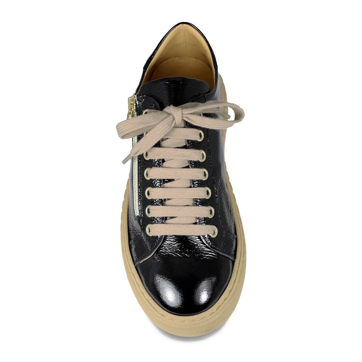 Track: Black Patent Leather Light support Free Move