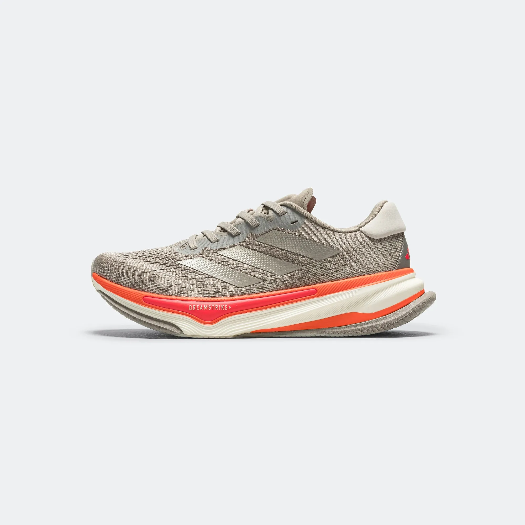 Mens Supernova Prima - Putty Beige/Cyber Metallic-Lucid Red Sun Jog