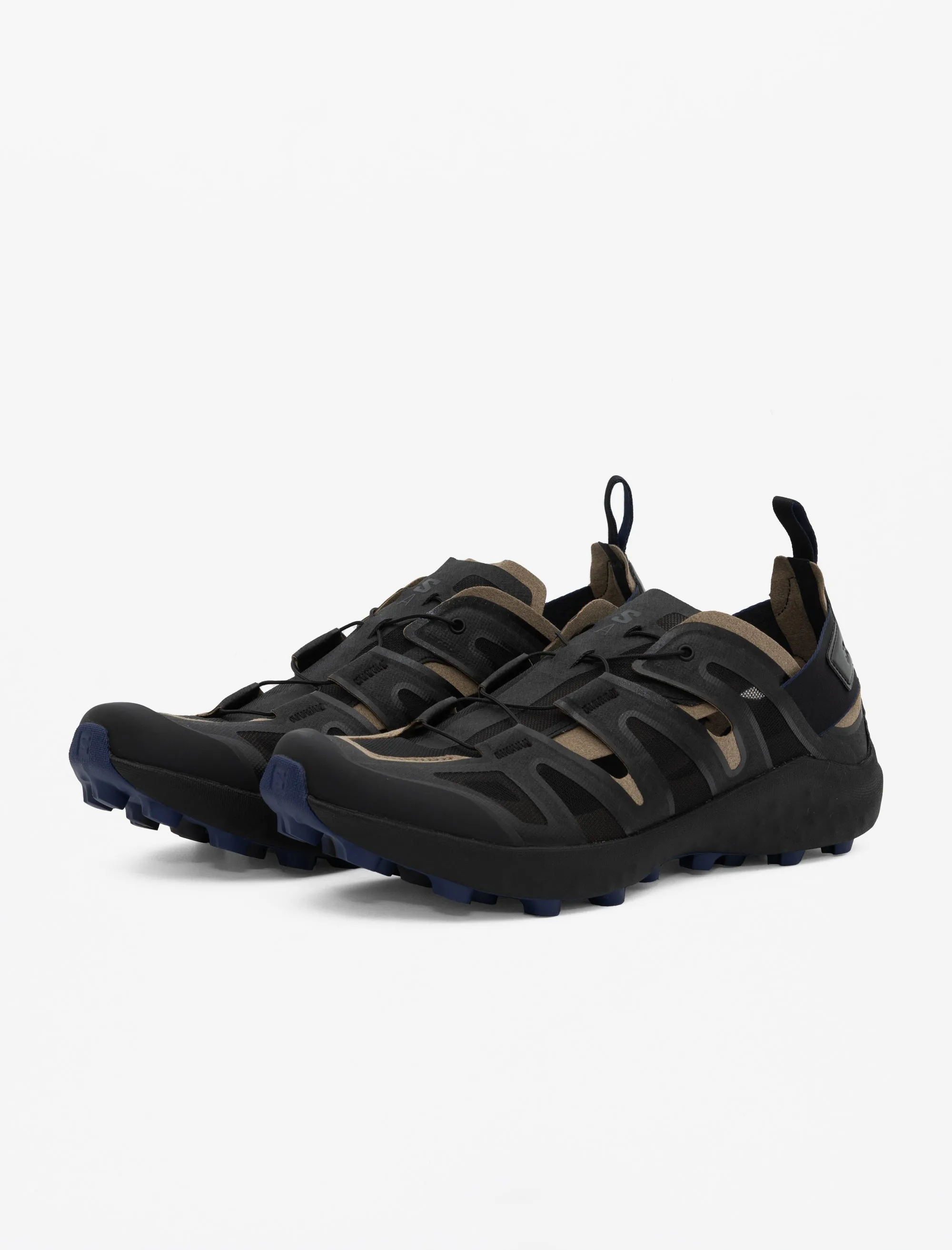 Udara Advanced (Black/Fallen Rock) Dawn Jog Quick Steps