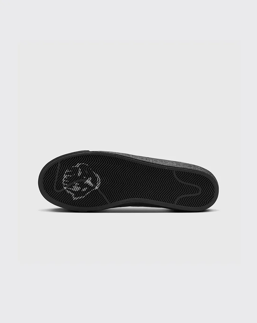 Drop Step Nike SB Zoom Blazer Low x Dancer Shoe