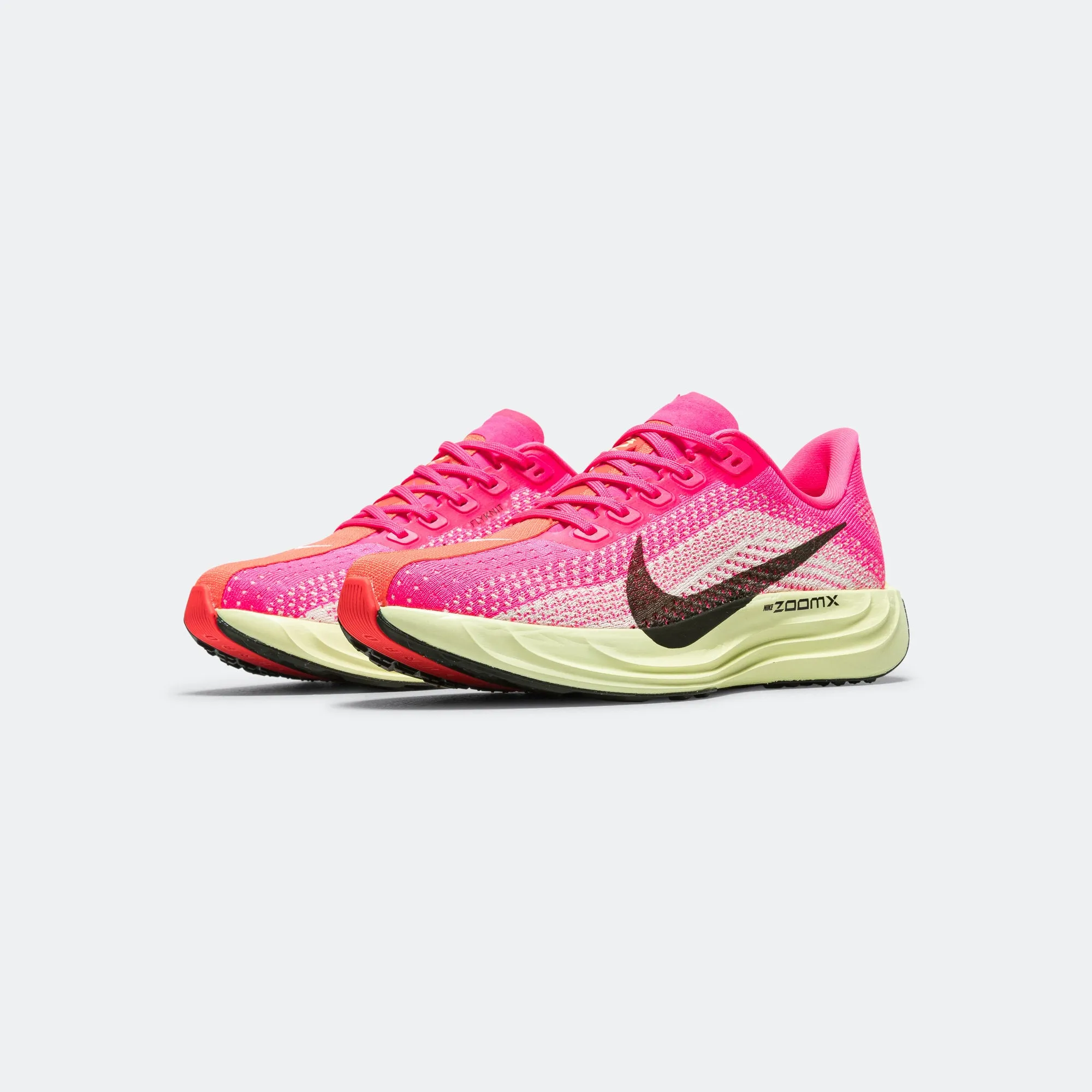 Womens Pegasus Plus - Hyper Pink/Sequioia-Bright Crimson Shock Diffusion Layer Outdoor Footwear