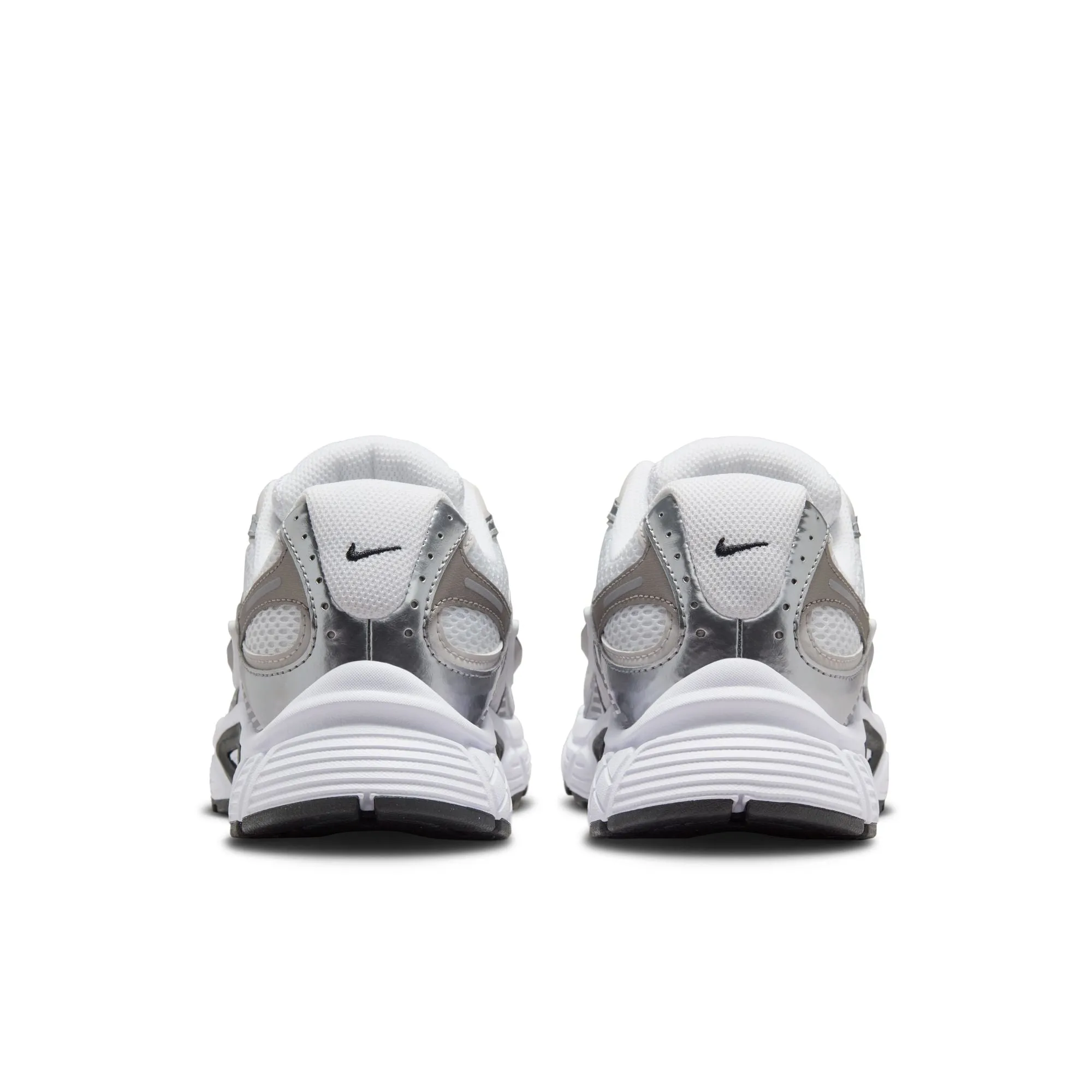 W Nike V5 RNR Water Resistant Construction Dynamic Use