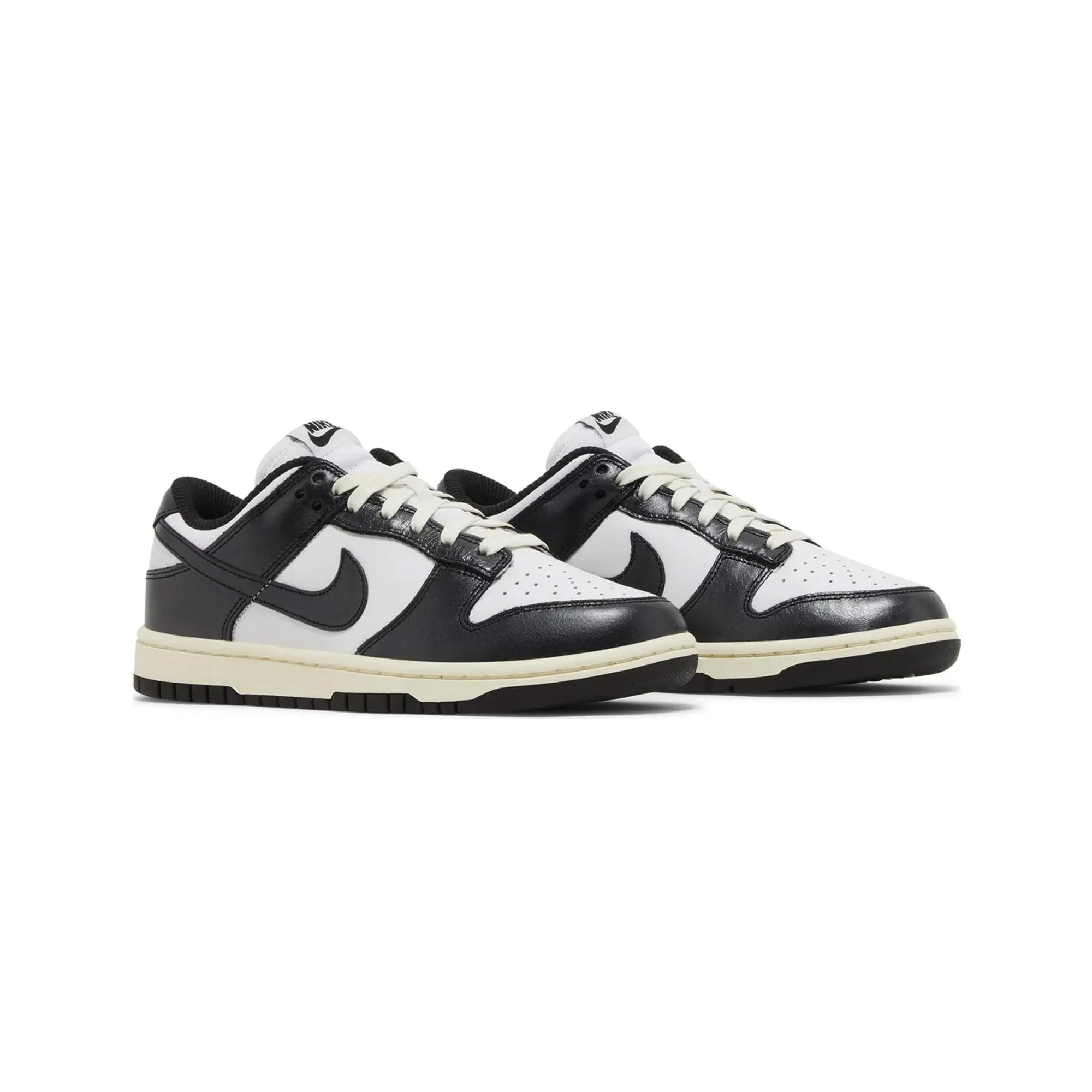 Nike Dunk Low Vintage 'Panda' Women's (2023) Ultra Cushioned Collar Textured Grip Surface