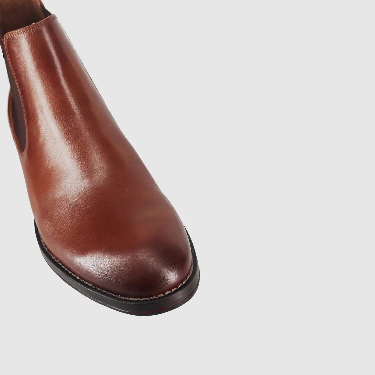 Winner Chelsea Boots Whiskey Grippy Outsole Trail Exploration