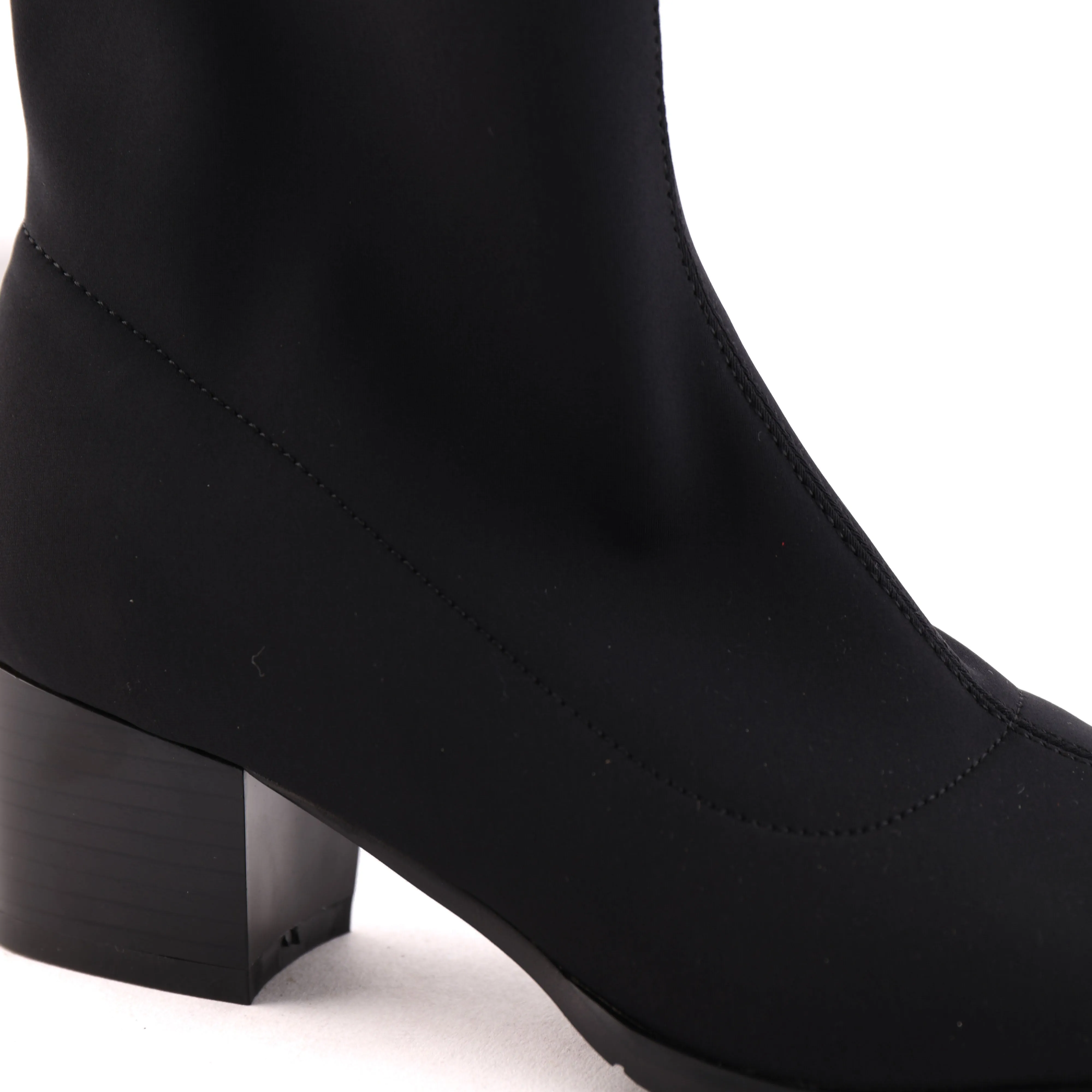 hiking adventure Sustainable Material Blend ELIAS MICRO Black