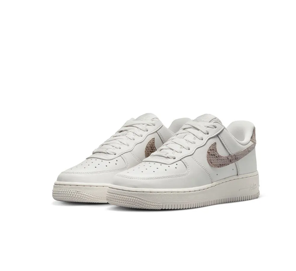 WOMEN'S AIR FORCE 1 '07 Relax Step Low Impact