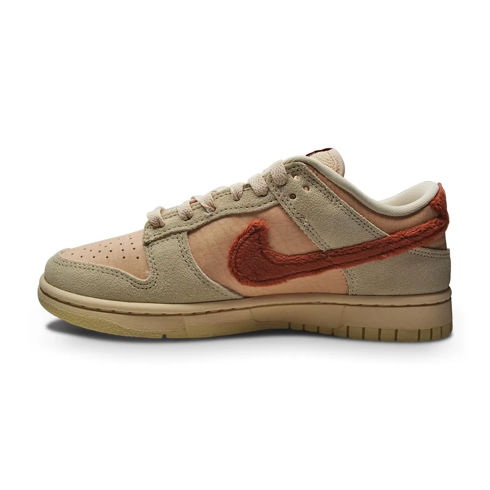 Style Move Abrasion Resistant Sole Womens Nike Dunk Low - DZ4706 200 - Shimmer Mars Stone Sandrift