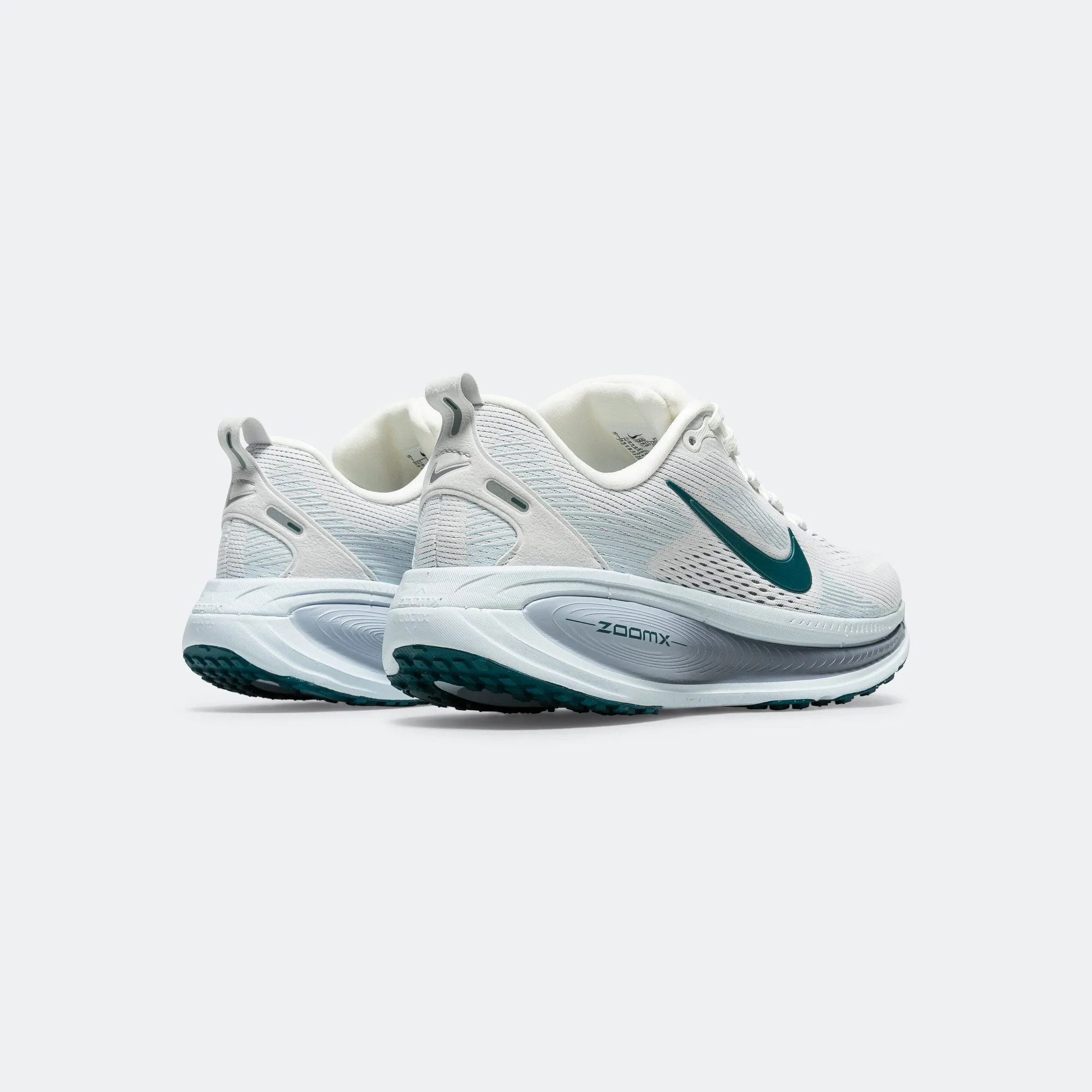 Healthy Walk Womens Vomero 18 - Summit White/Geode Teal-Blue Tint