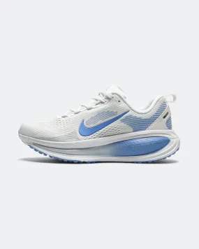 Womens Vomero 18 - White/Royal Pulse-Football Grey Natural foot movement