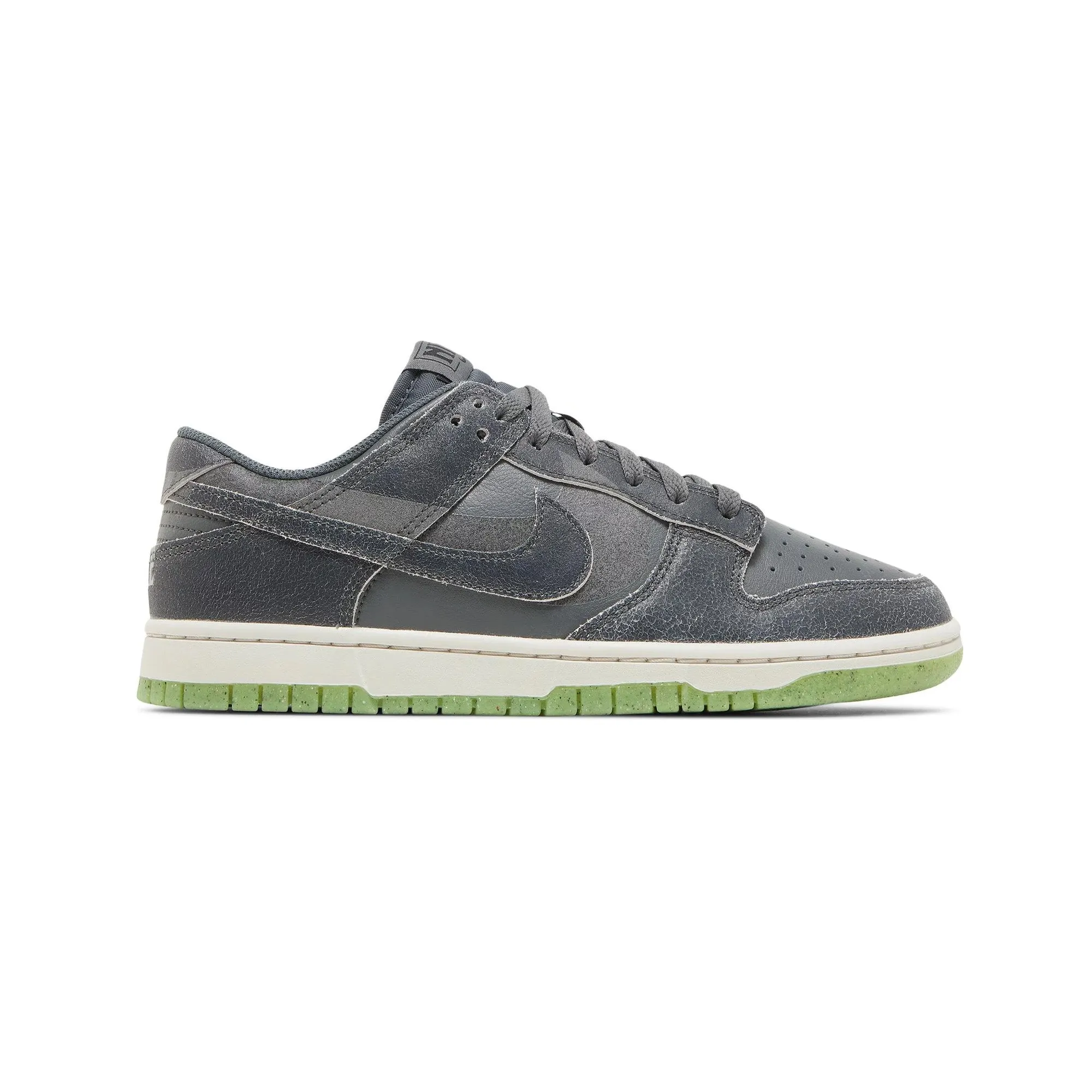 Dunk Low 'Ghost Green' GS (2022) Cool Feet Ultimate look