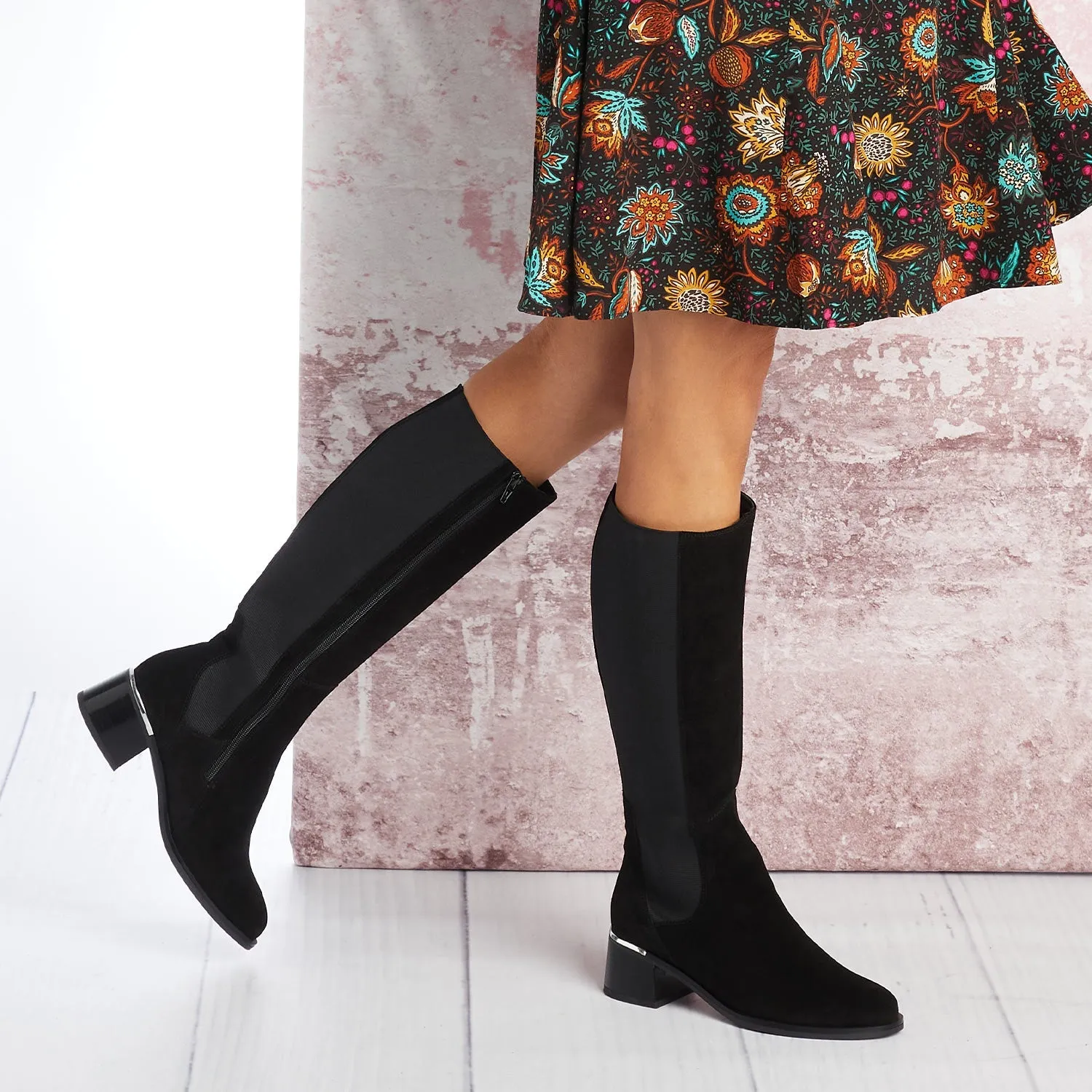 Zita: Black Suede Midsole Support