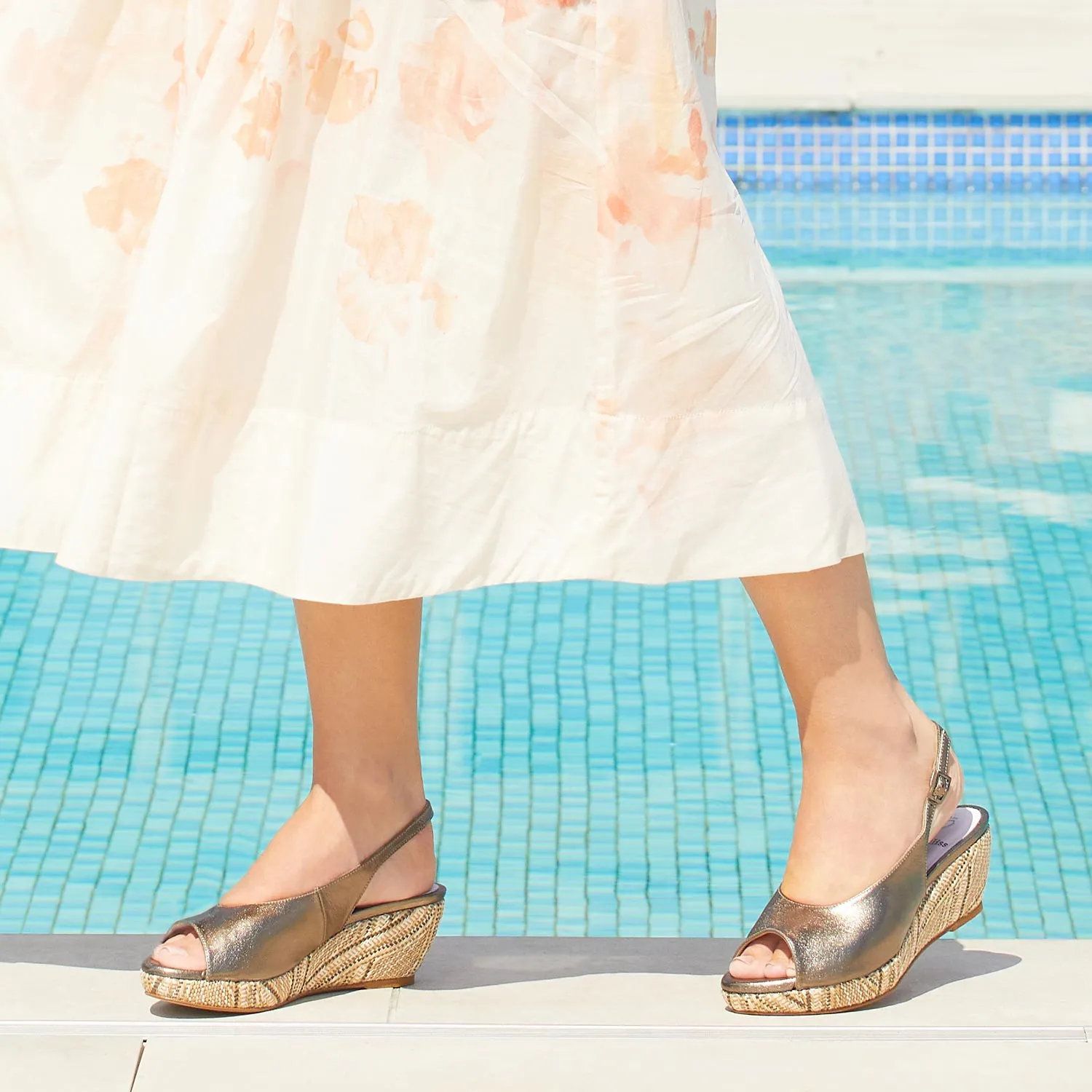 Zoey: Bronze Leather Anti Fatigue Midsole