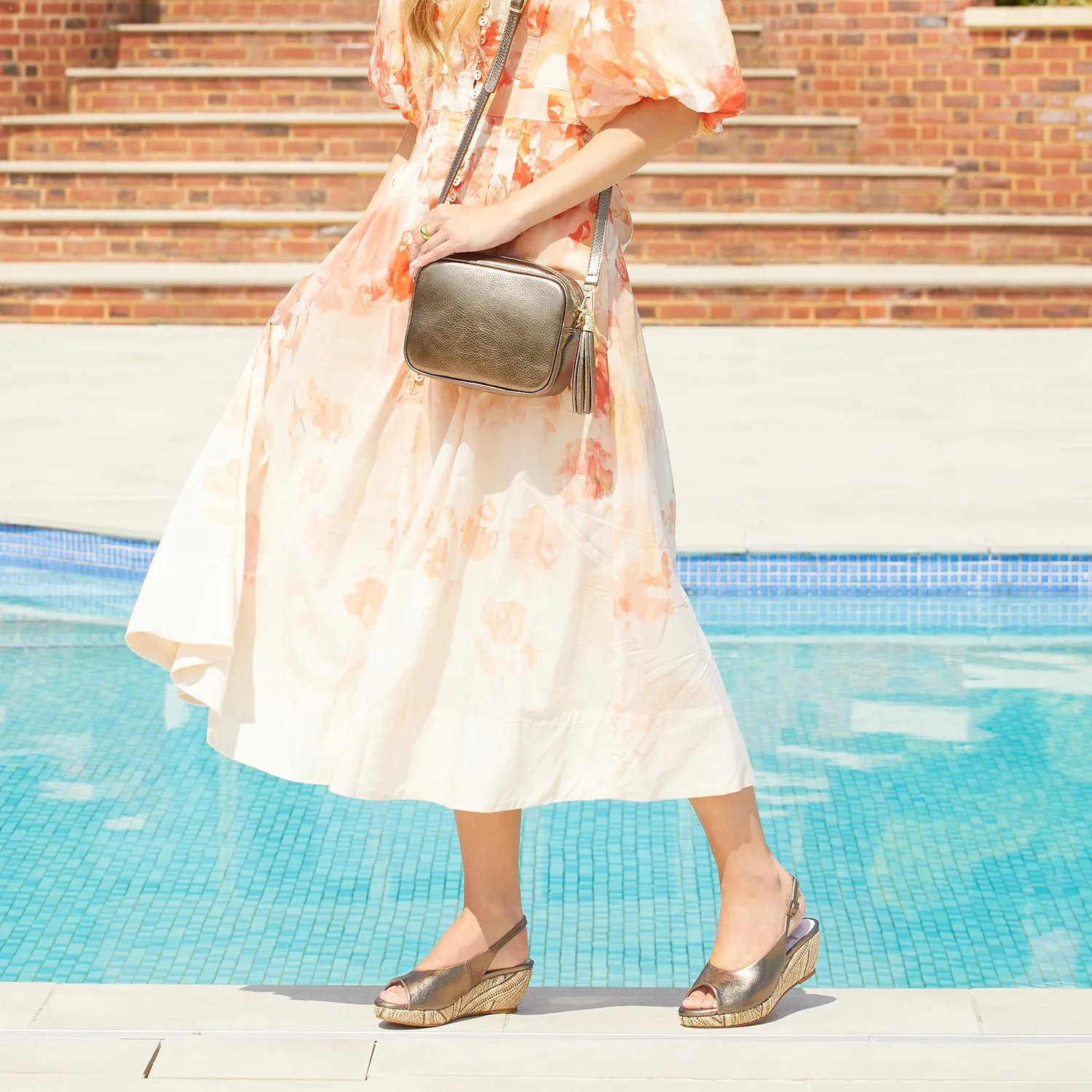 Zoey: Bronze Leather suede upper